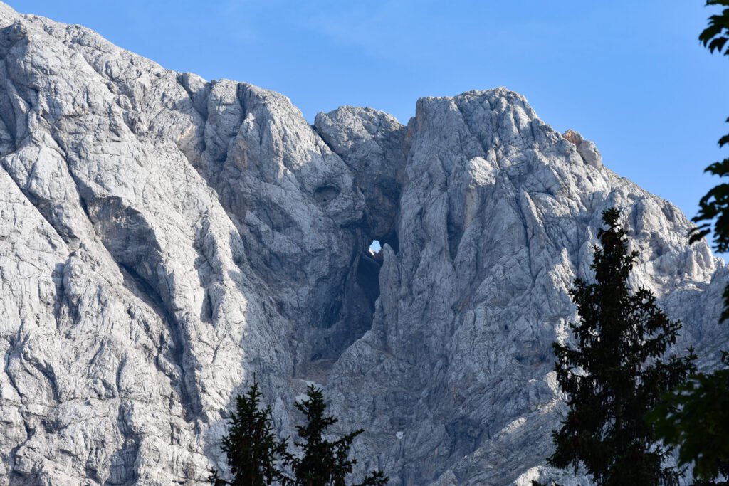 Horský priechod Vršič pass v Slovinsku - čo vidieť