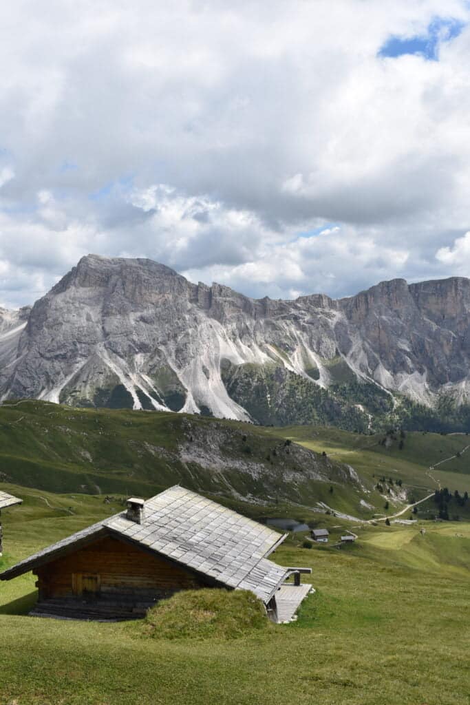 Turistika na Secedu v talianských Dolomitoch