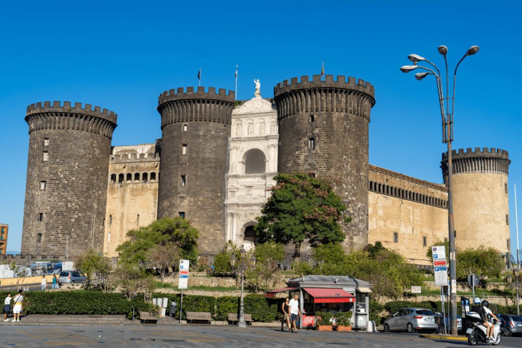 Top things to do in Naples - Castel Nuovo Neapol