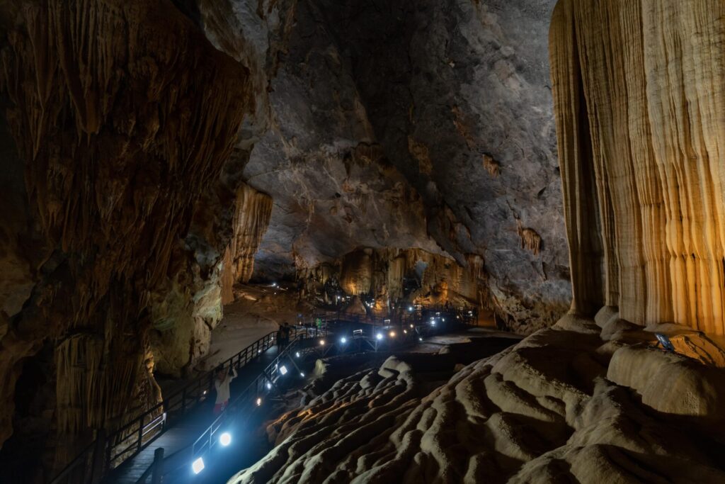 Paradise cave Phong Nha