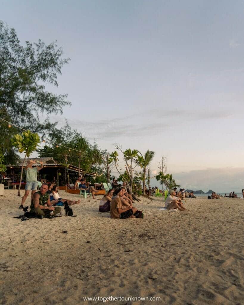 9 amazing things to do on Koh Phangan - Sunset at Zen beach